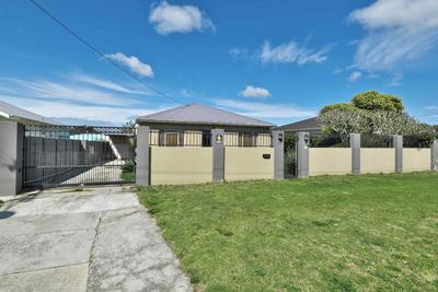 House For Sale in Newton Park, Port Elizabeth