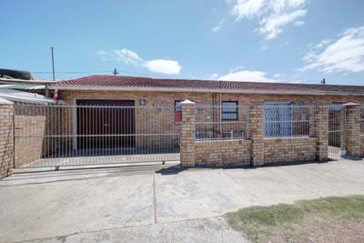 House For Sale in Algoa Park, Port Elizabeth