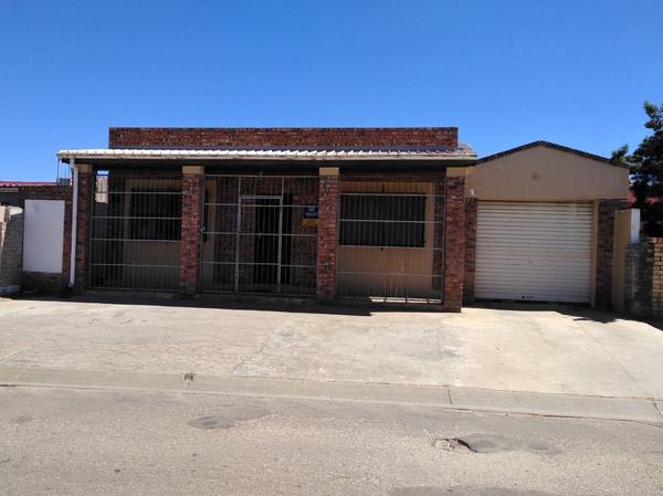House For Sale in Zwide, Port Elizabeth