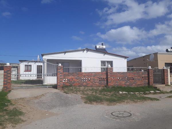 House For Sale in Kwazakhele, Port Elizabeth